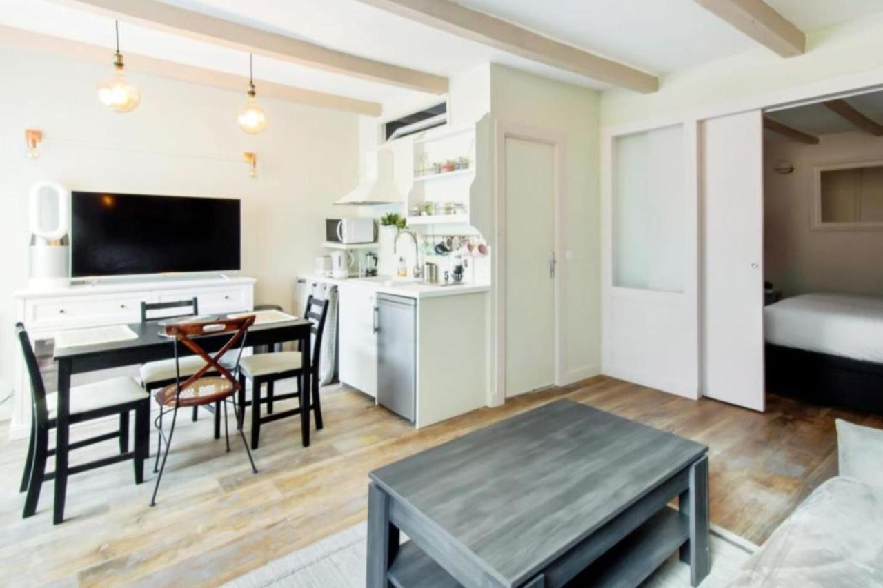 باريس Bright And Charming 4P1B Apartment - Marais - Montorgueil المظهر الخارجي الصورة